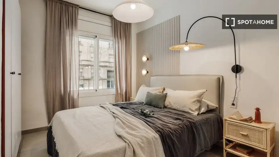 Habitación de Piso de alquiler en Barcelona con Aire acondicionado, Calefacción y Amueblado