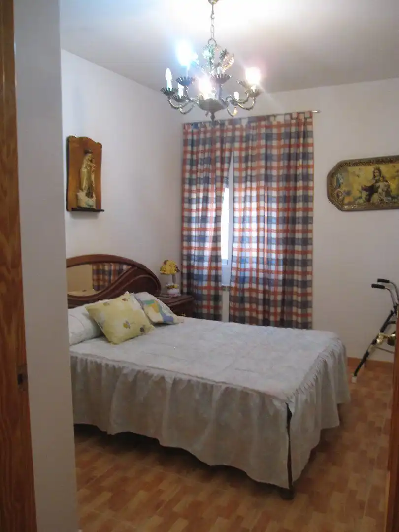 Dormitori de Casa o xalet en venda en Ciudad Real amb Aire condicionat, Terrassa i Forn