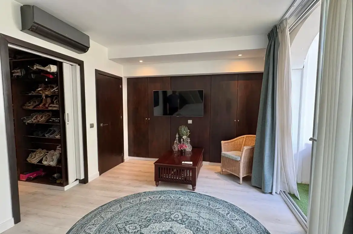 Living room of Apartments for sale in Benahavís  with Air Conditioner, Heating and Private garden