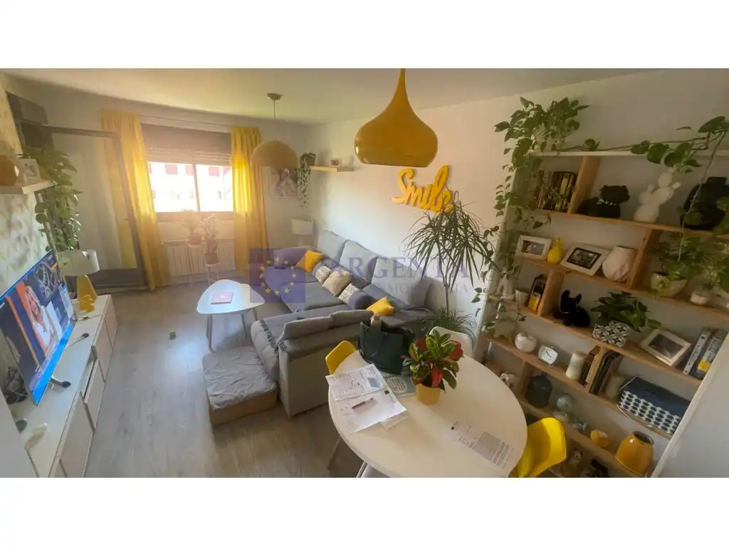 Appartement avec piscine à vendre à Nuevo Cáceres