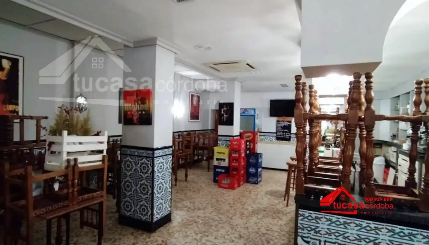 Local en venta en Poniente-Sur