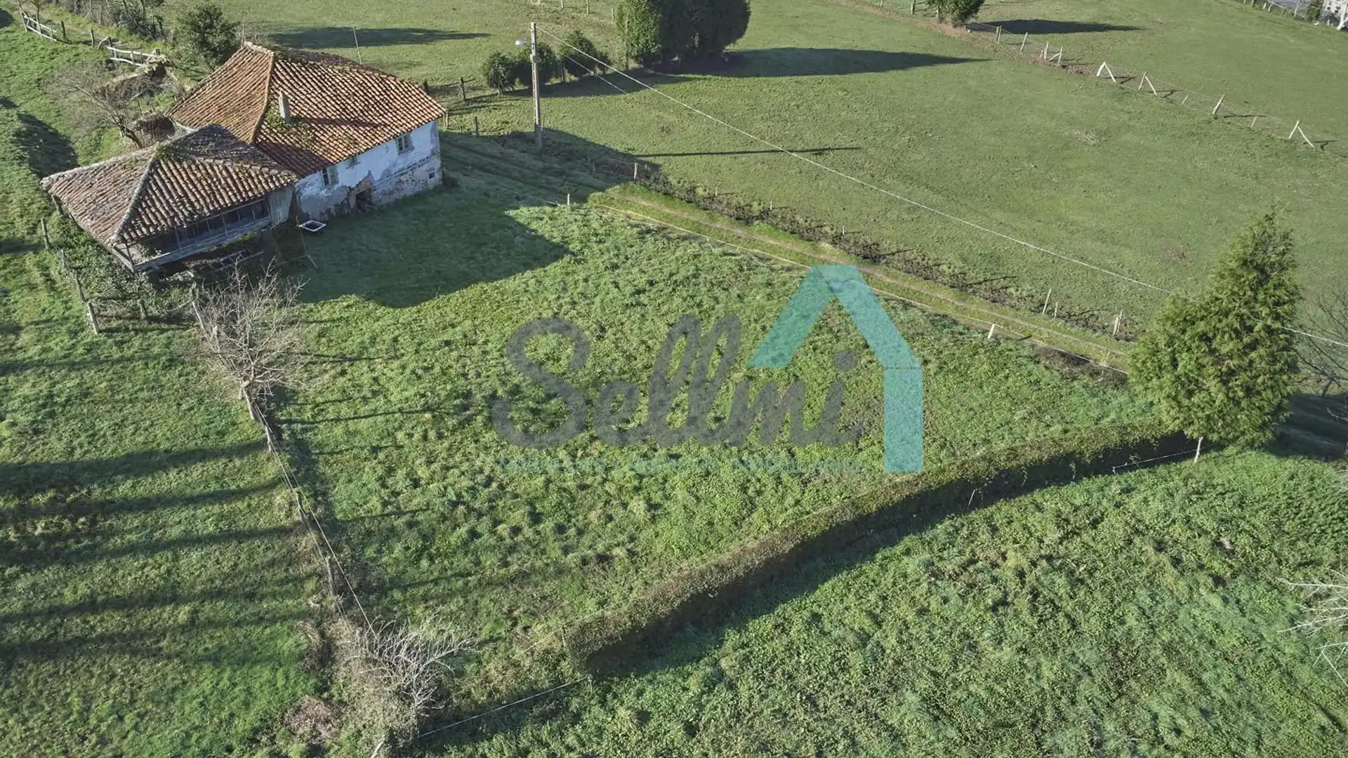 Casa o xalet en venda en Pravia amb Jardí privat