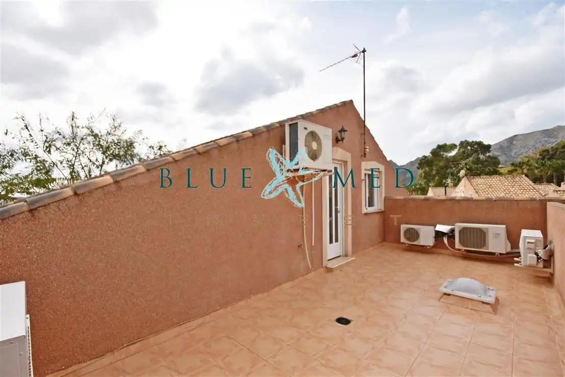 Vista exterior de Casa o xalet en venda en Mazarrón amb Aire condicionat, Calefacció i Terrassa