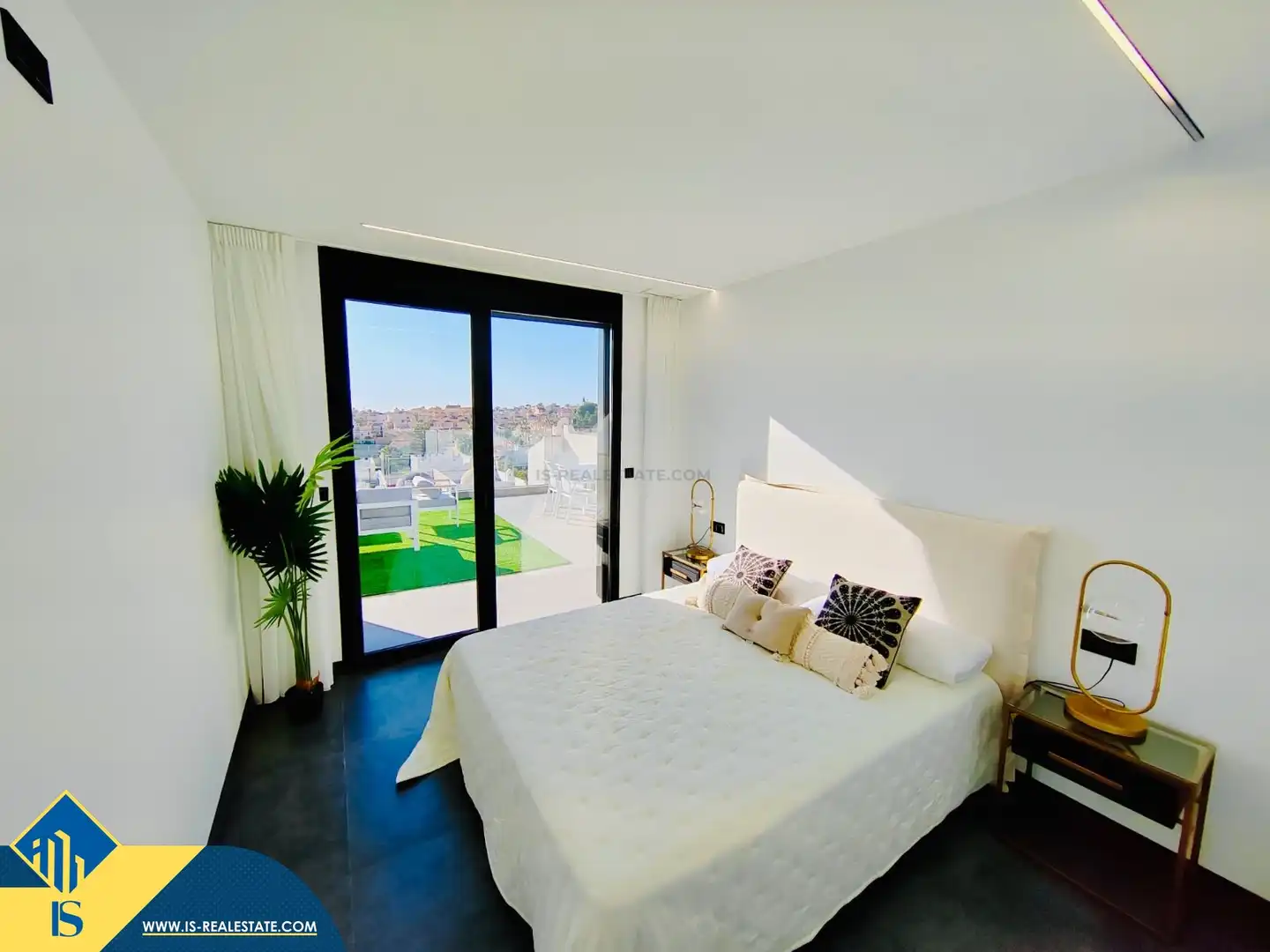Chalet con piscina en venta en Orihuela Costa, imagen 5