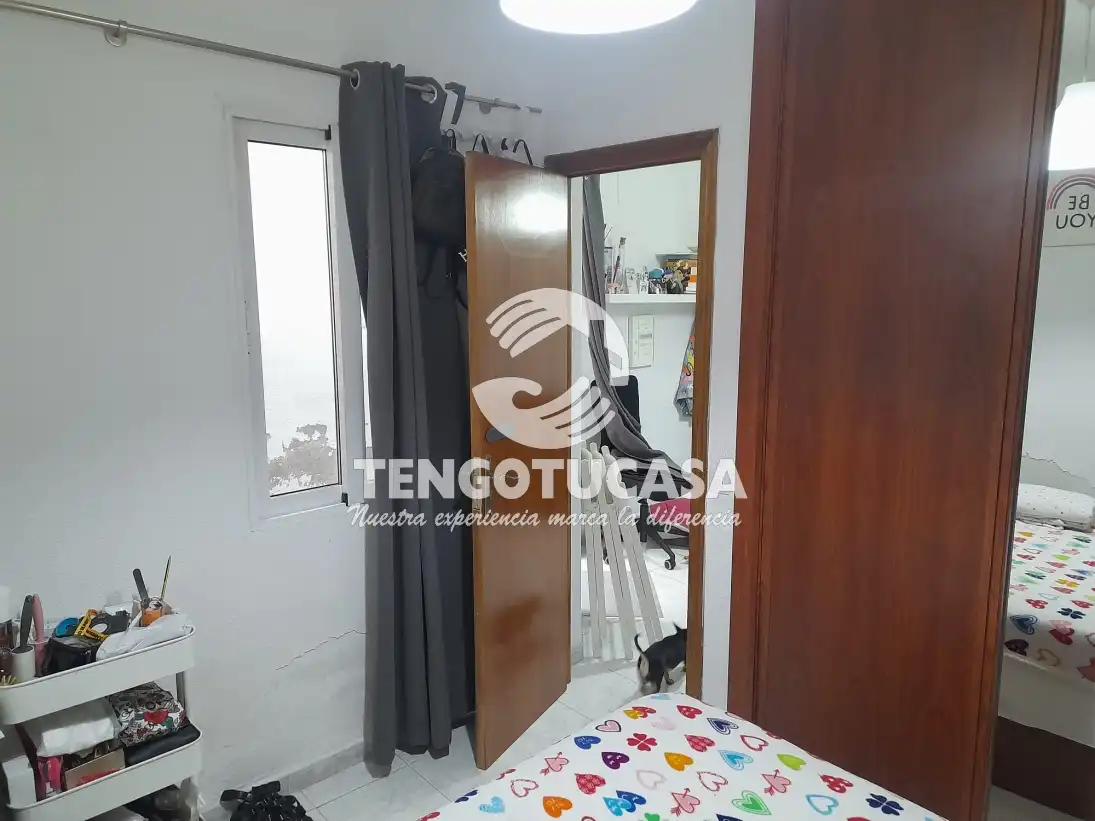 Schlafzimmer von Wohnung zum Verkauf in Madrid