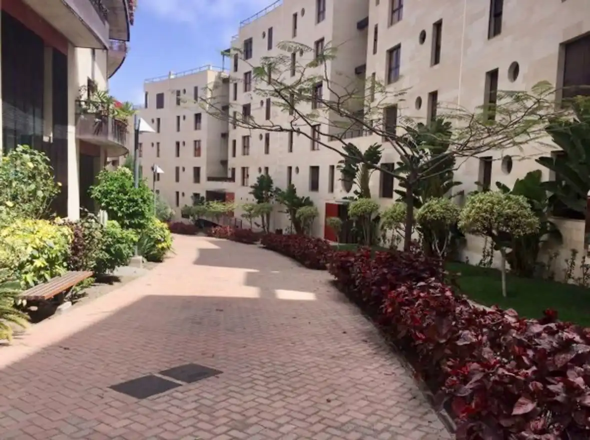 Vista exterior de Pis en venda en Las Palmas de Gran Canaria amb Traster