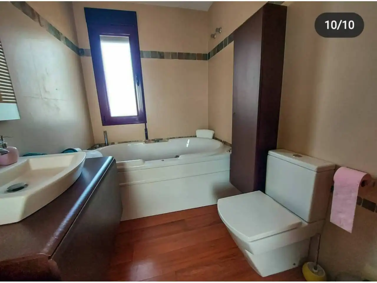 Chalet con piscina en venta en Baza, imagen 3
