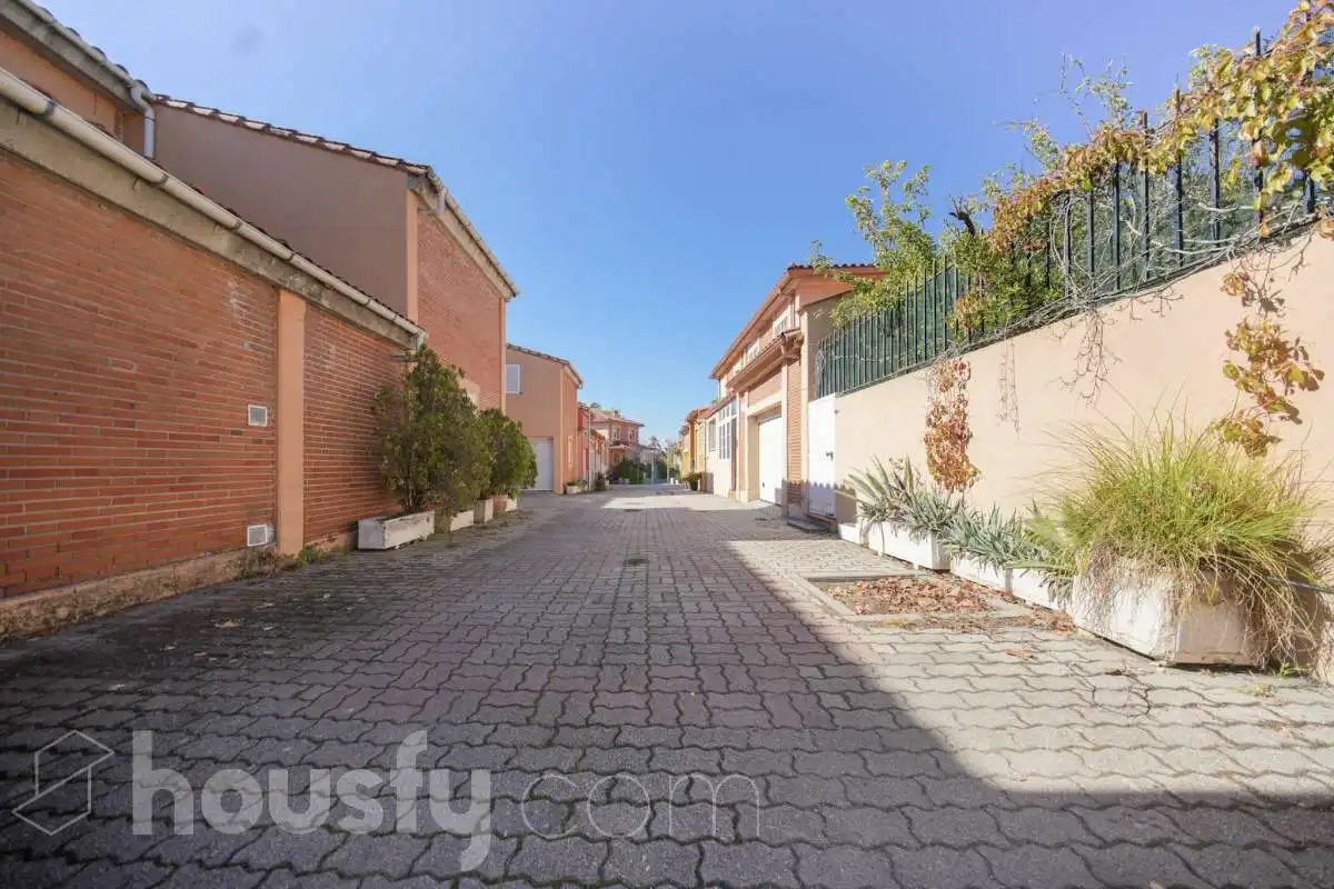 Vista exterior de Dúplex en venda en Moncloa - Aravaca