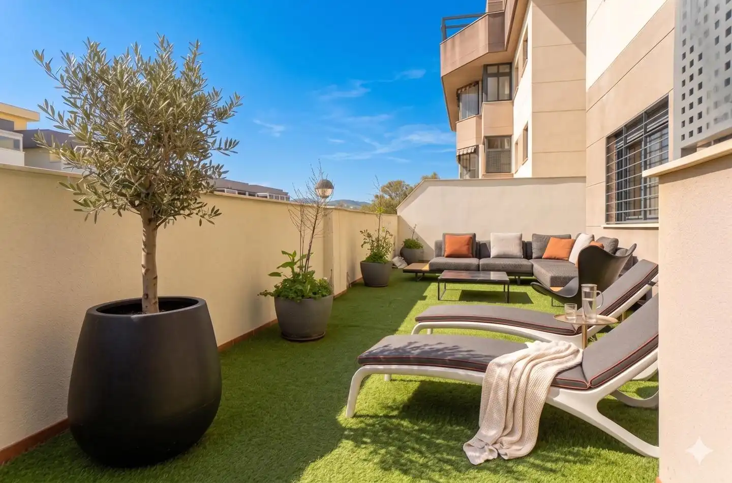 Terrace of Ground floor for sale in Málaga Capital  with Air Conditioner, Private garden and Parquet flooring