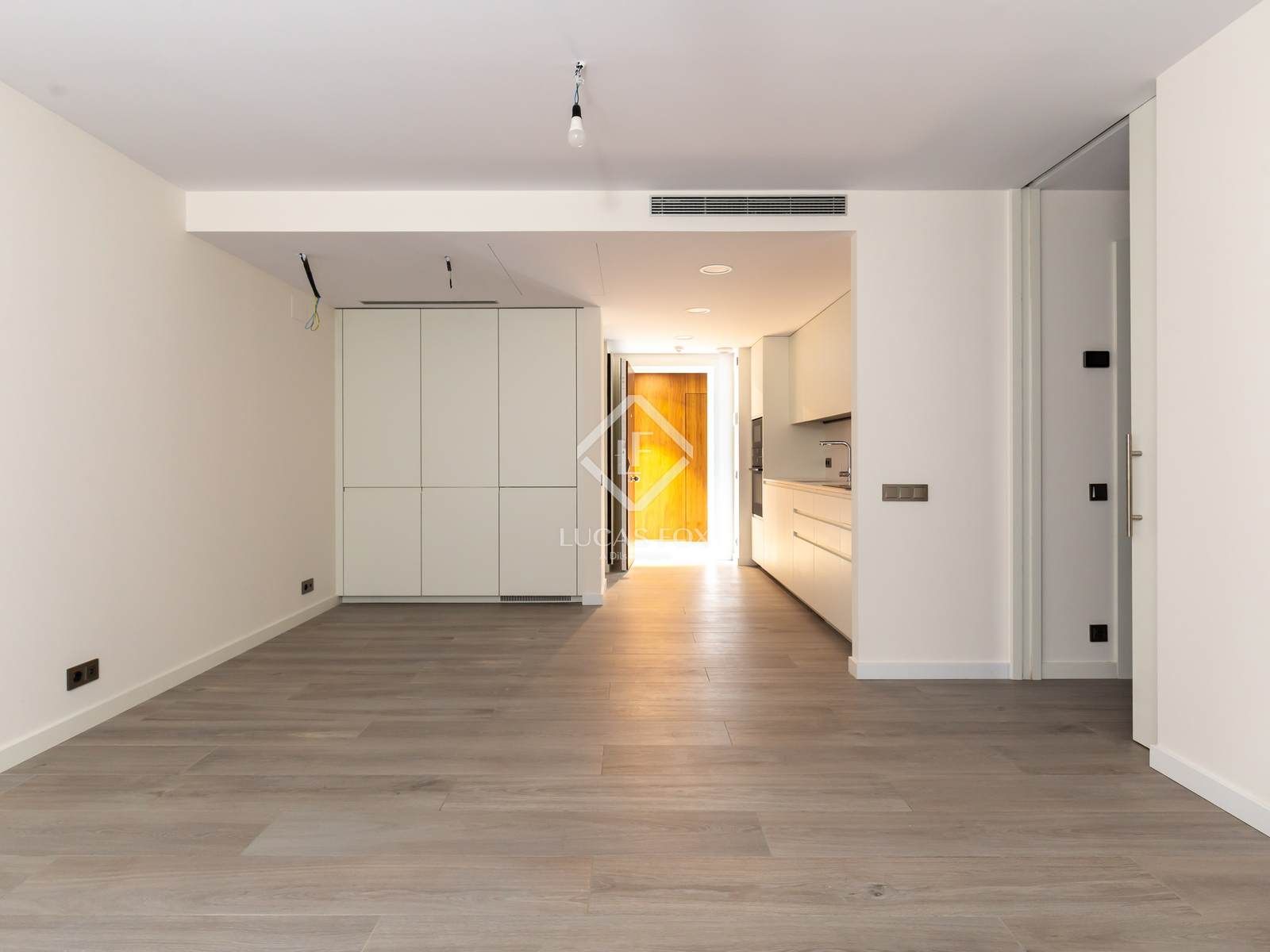 Flat for sale in Esplugues de Llobregat  with Air Conditioner, Heating and Private garden