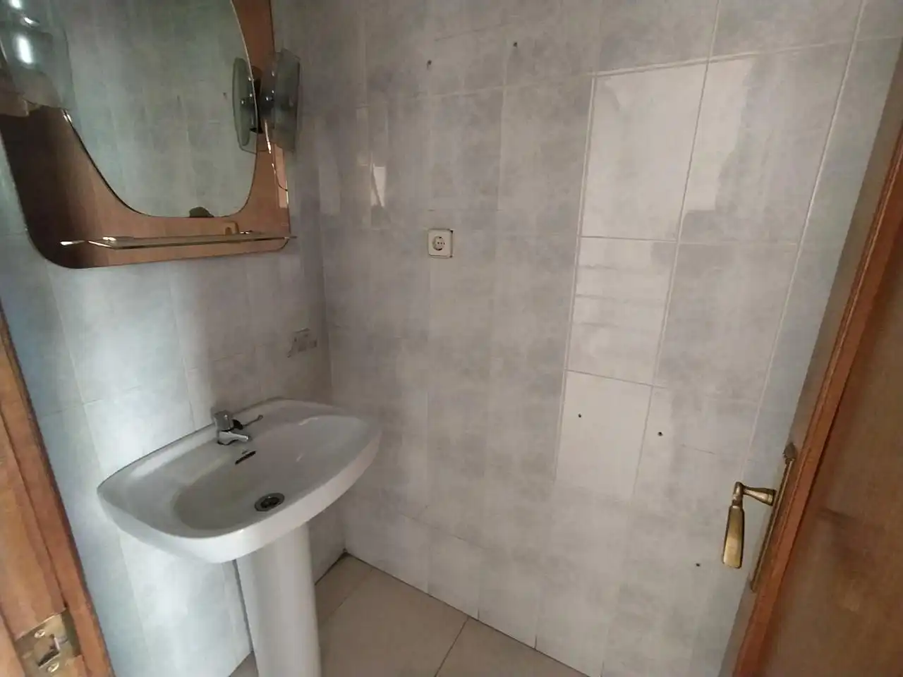 Badezimmer von Geschaftsraum zur Miete in Santo Tomás