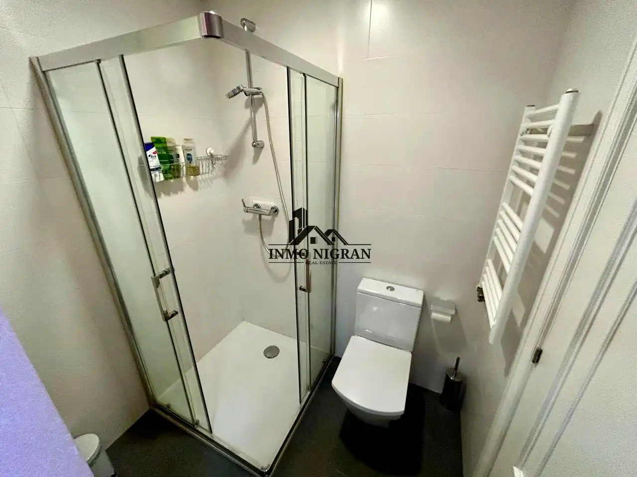Baño de Dúplex en venta en Vigo  con Calefacción y Terraza