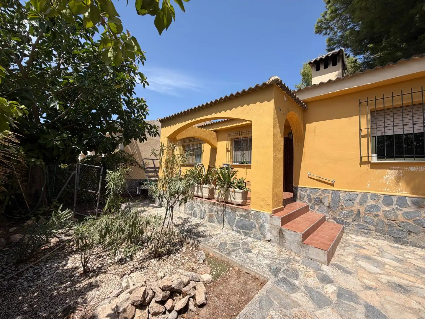 Vista exterior de Casa adosada en venta en Mutxamel
