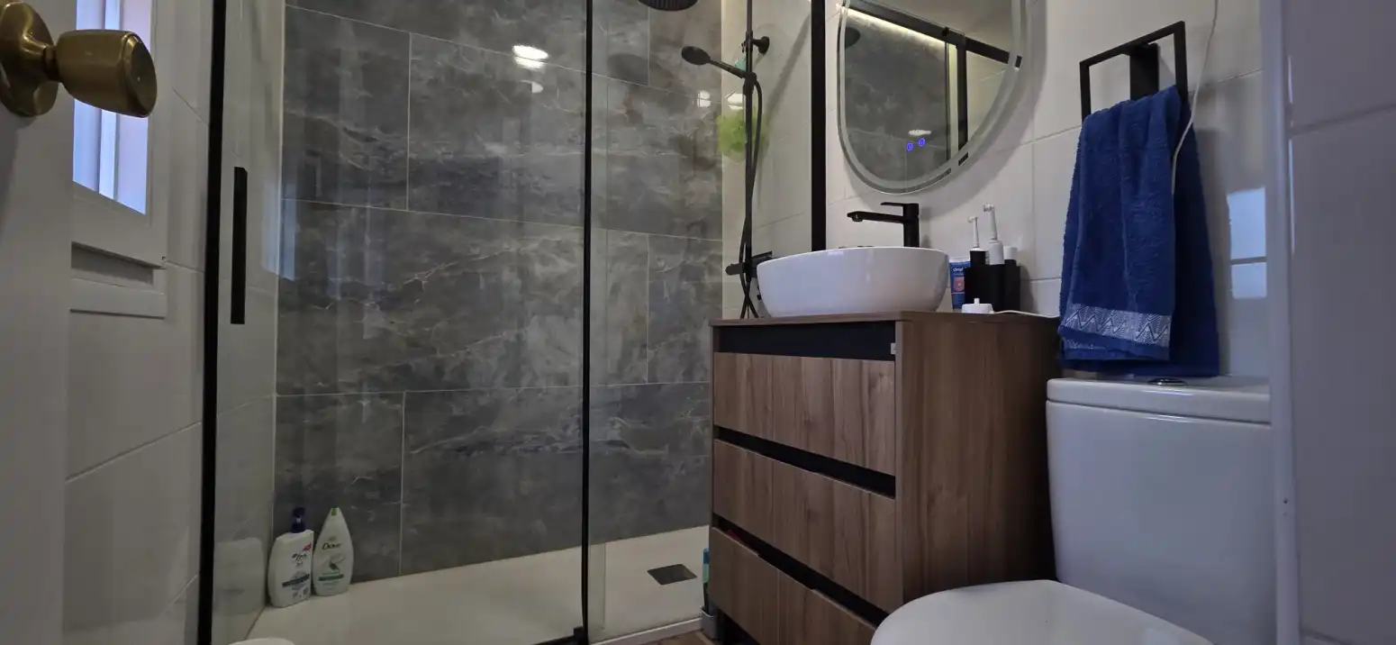 Baño de Casa o chalet en venta en Getafe con Calefacción y Jardín privado