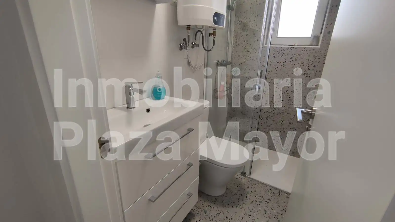 Baño de Piso en venta en Salamanca con Calefacción, Horno y Lavadora