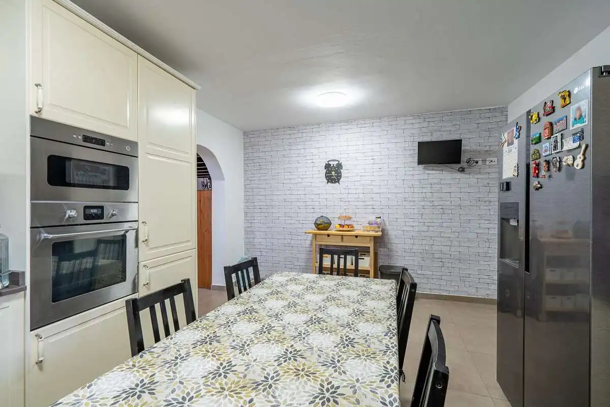 Cocina de Casa o chalet en venta en San Bartolomé con Trastero y Amueblado