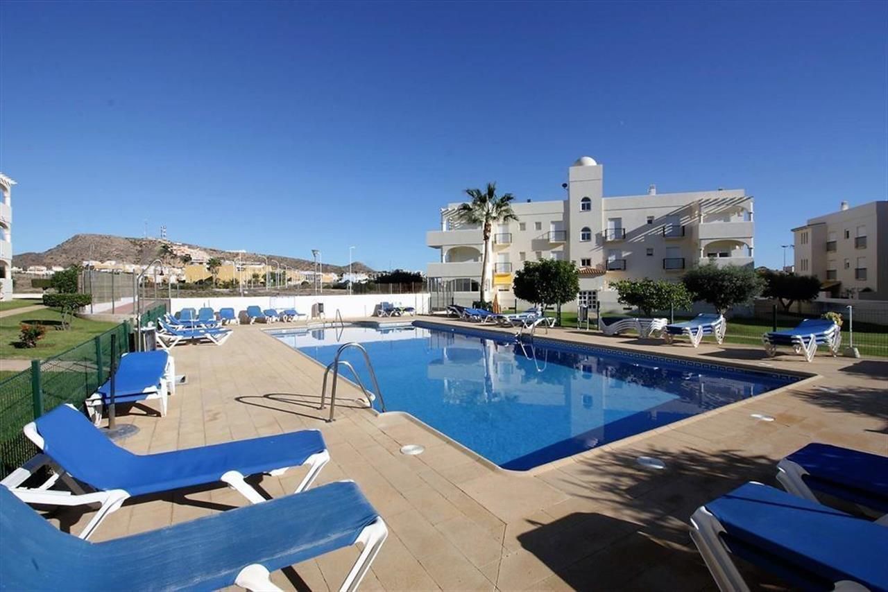 Piscina de Apartament en venda en Pulpí amb Aire condicionat, Calefacció i Terrassa
