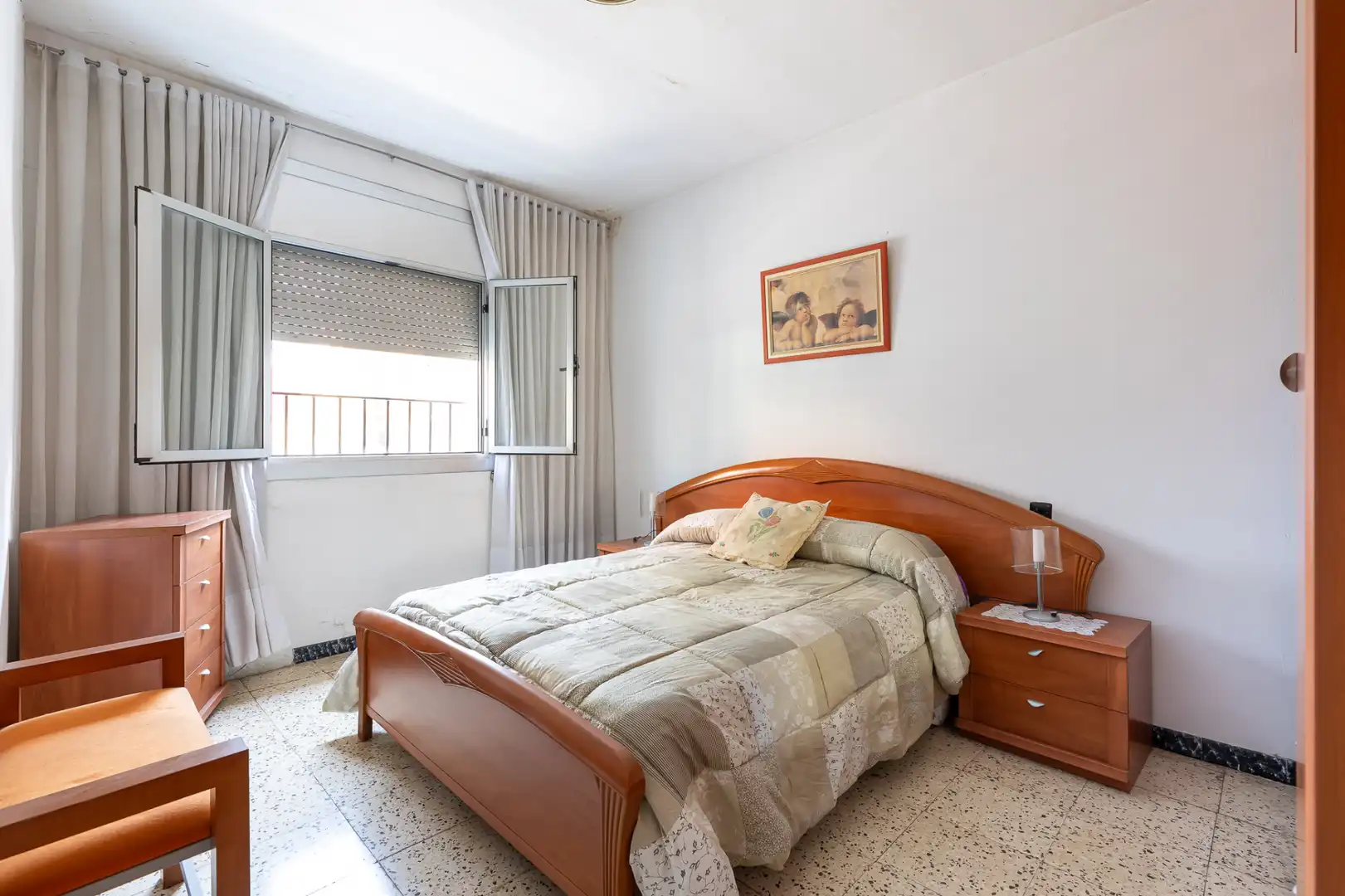 Habitación de Casa o chalet en venta en Terrassa con Terraza, Horno y Microondas