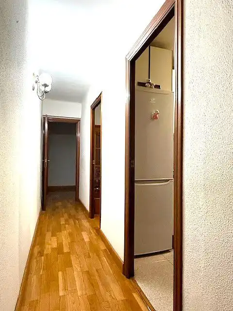 Wohnung zum Verkauf in Sant Boi de Llobregat mit Klimaanlage, Heizung und Parkett