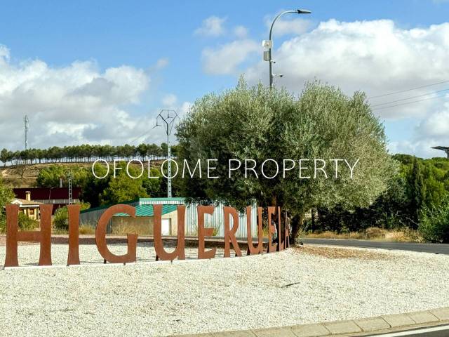 Casa adosada en Venta en Solana en Higueruela