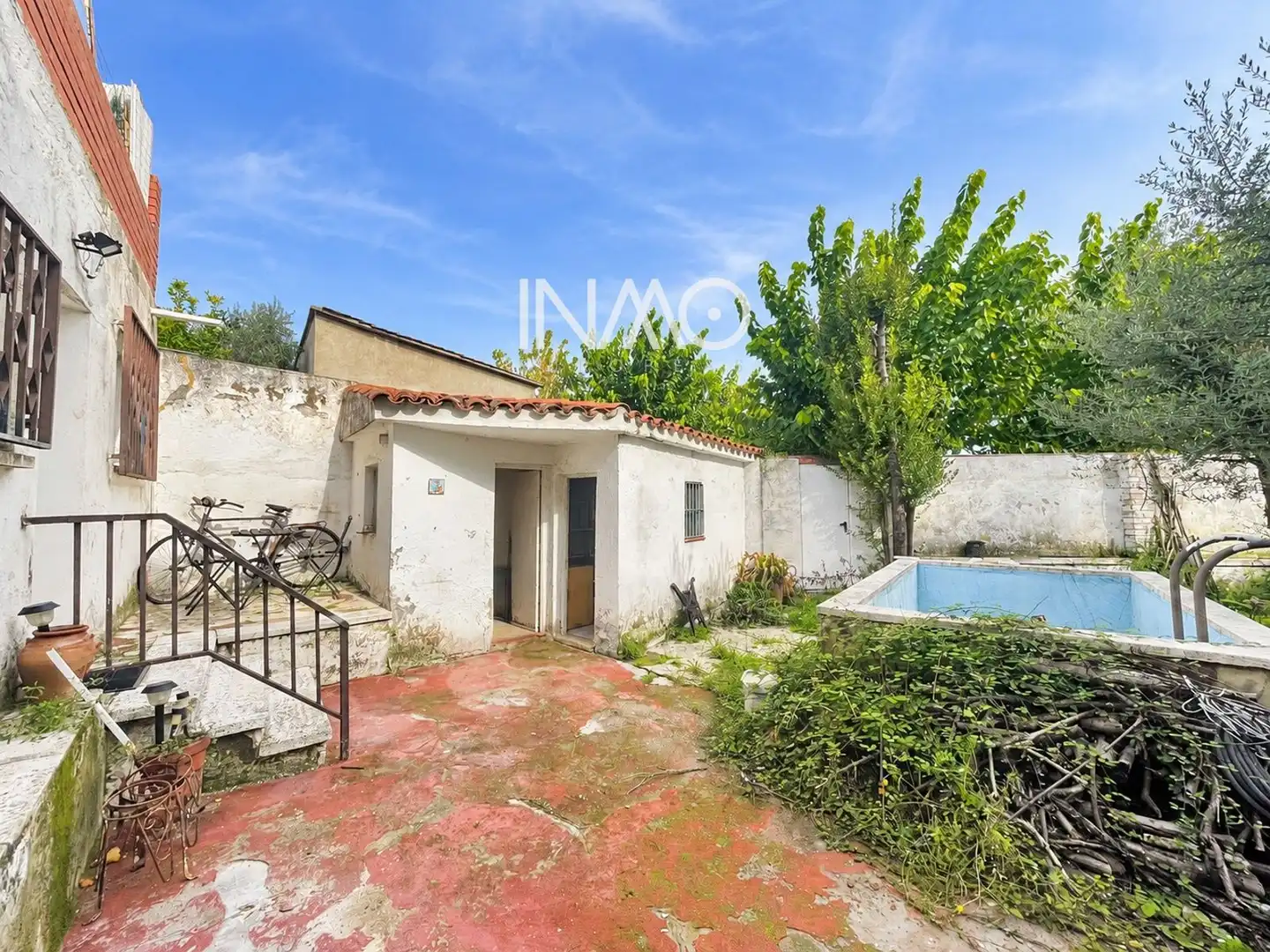 Exterior view of Houses for sale in Can Vallhonrat