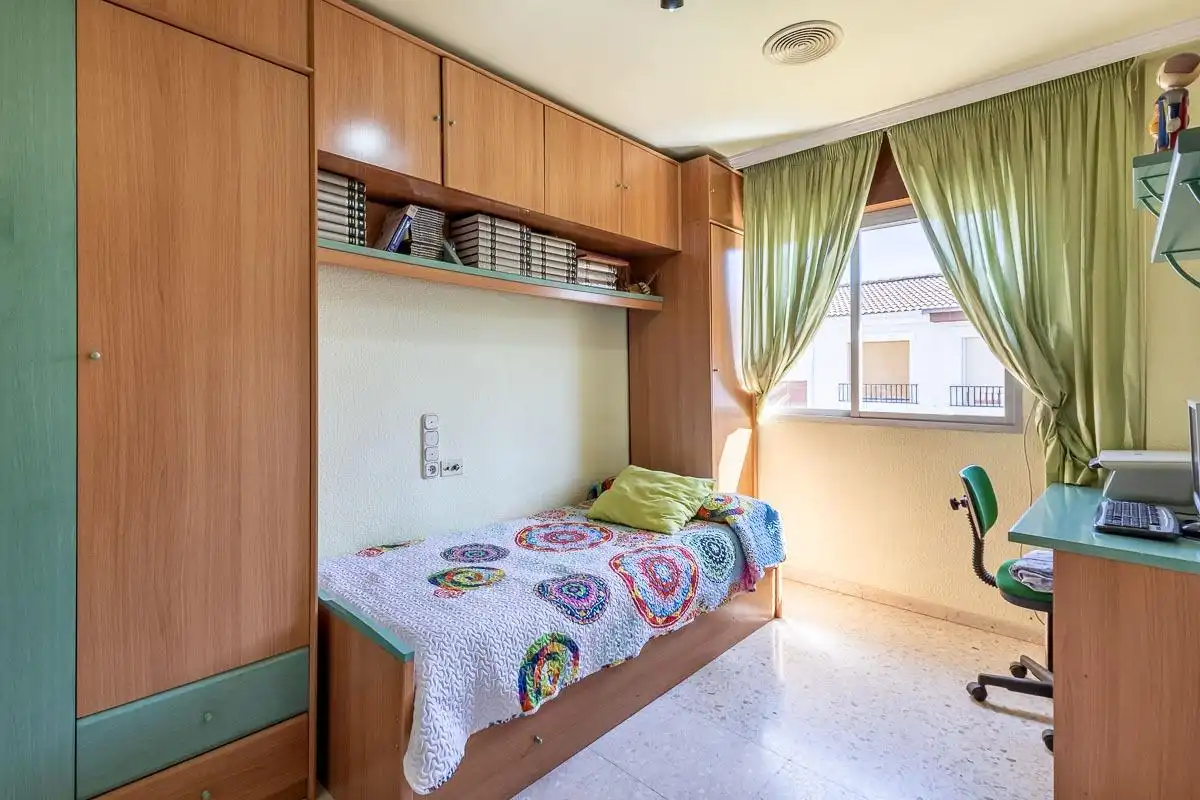 Casa adosada en venta en Calle LA REDONDA, 21, Pinos Puente