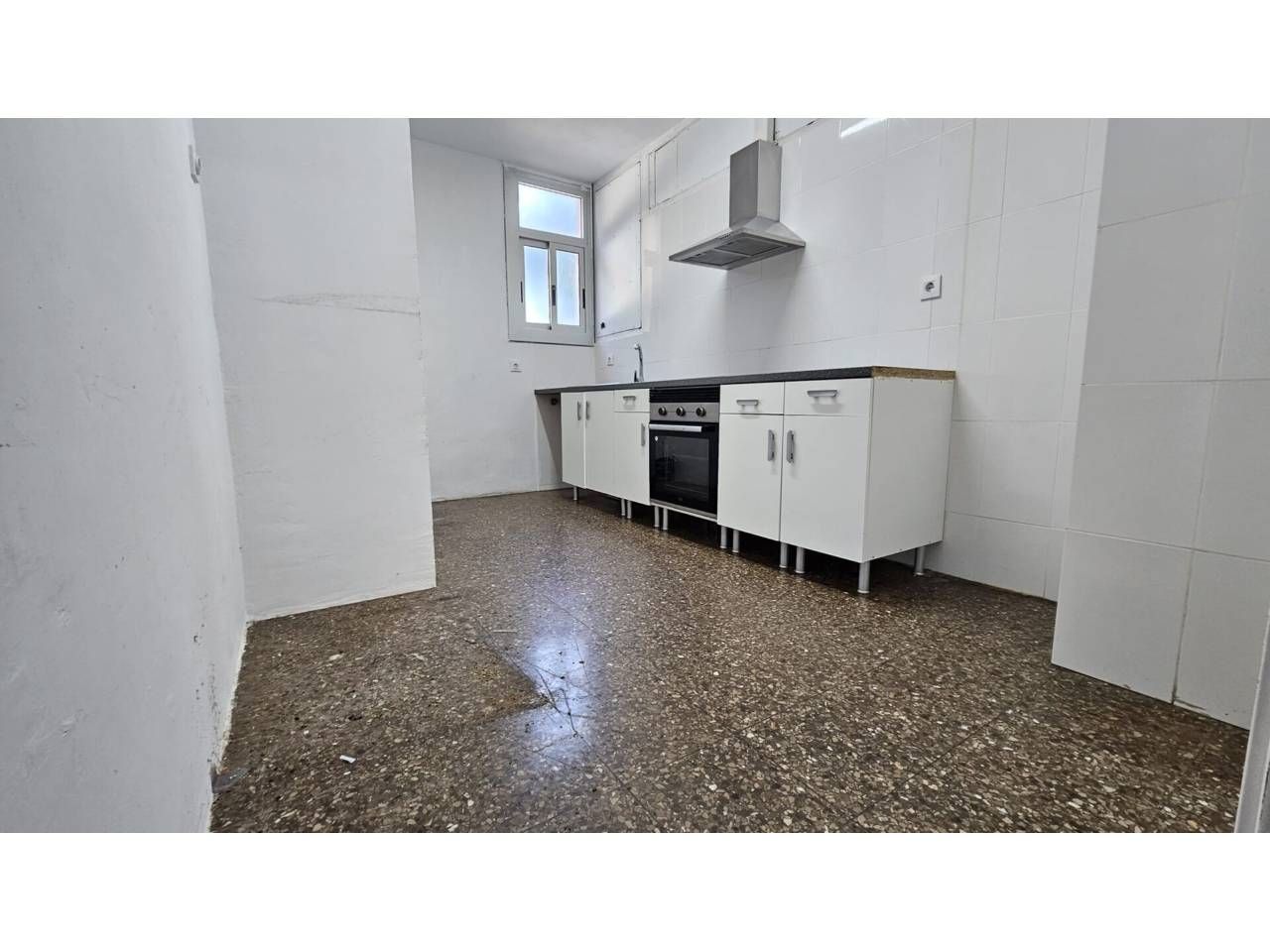 Cuina de Pis en venda en  Barcelona Capital amb Terrassa i Balcó