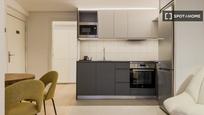 Kitchen of Flat to rent in  Barcelona Capital  with Air Conditioner, Heating and Furnished
