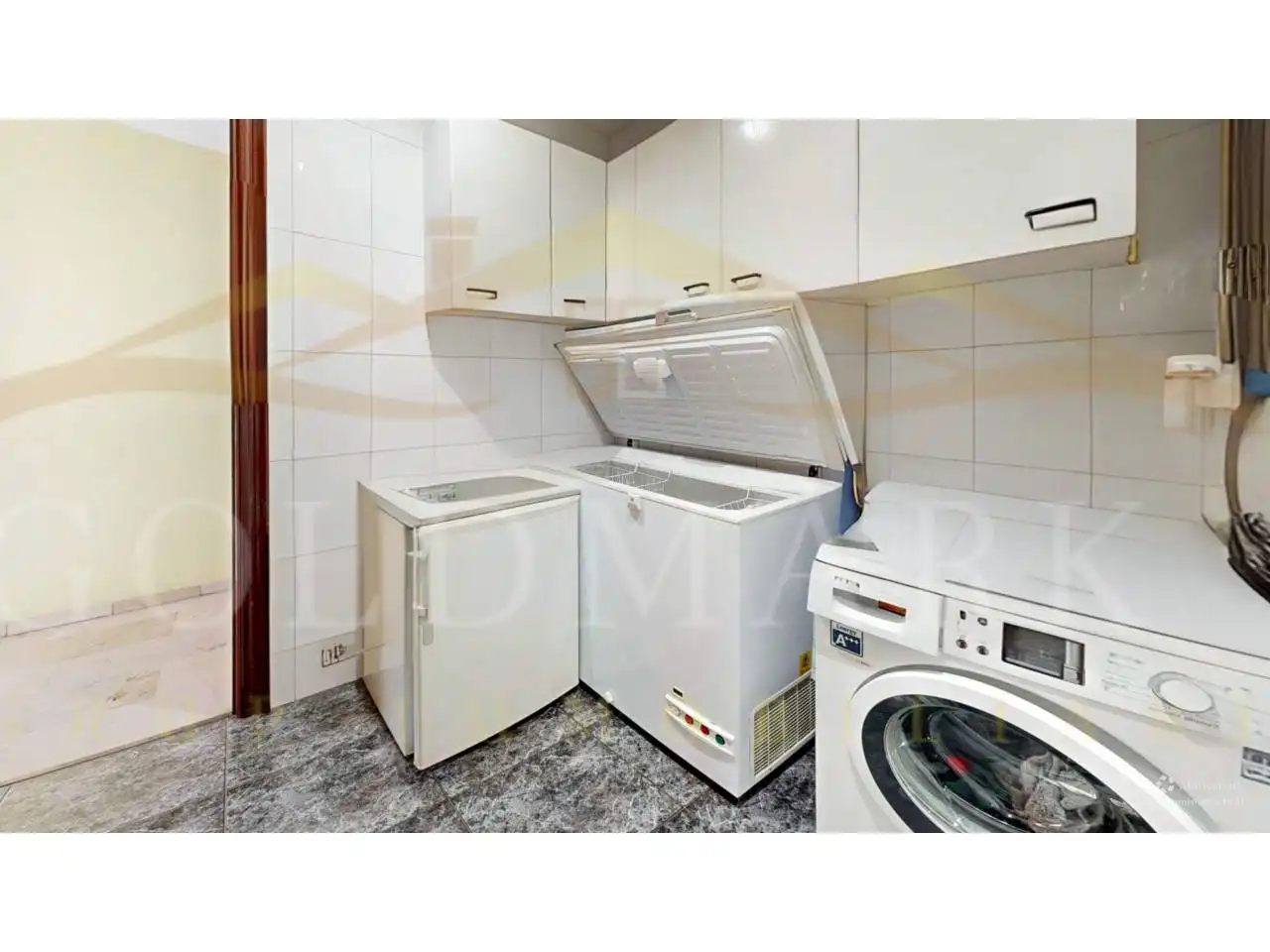 Cuina de Casa o xalet en venda en Corbera de Llobregat amb Aire condicionat, Calefacció i Jardí privat