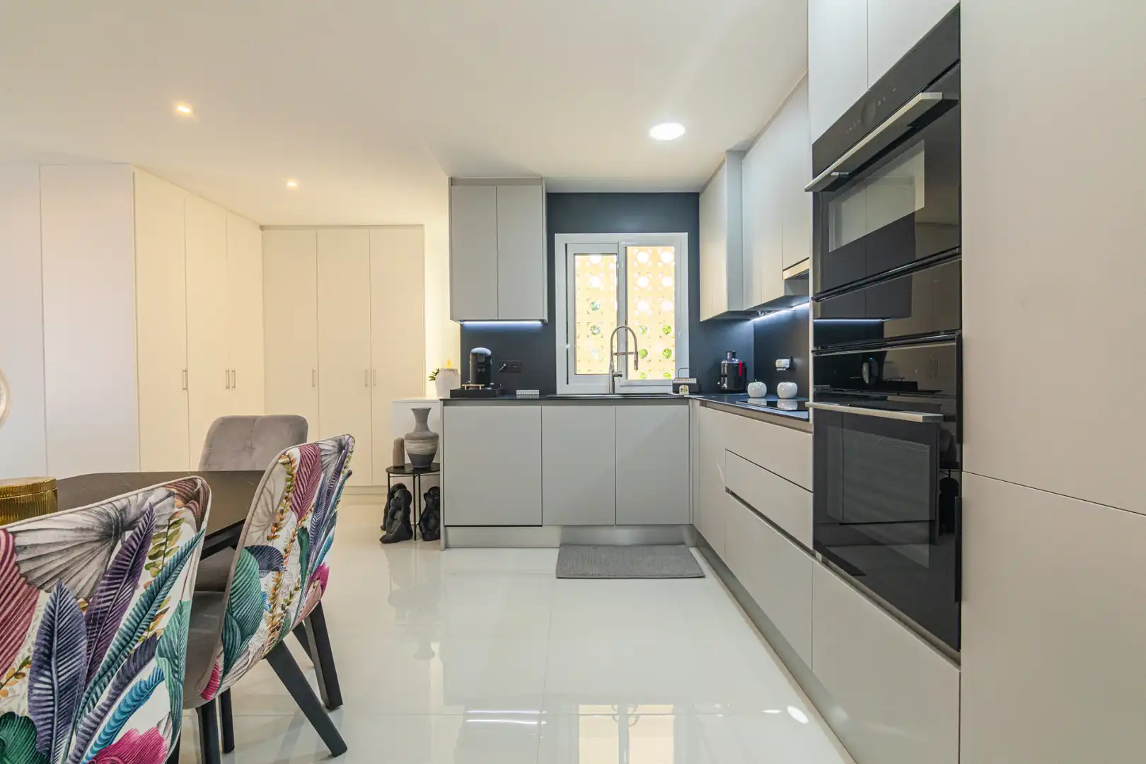 Cuina de Apartament en venda en Santa Pola amb Aire condicionat, Moblat i Balcó