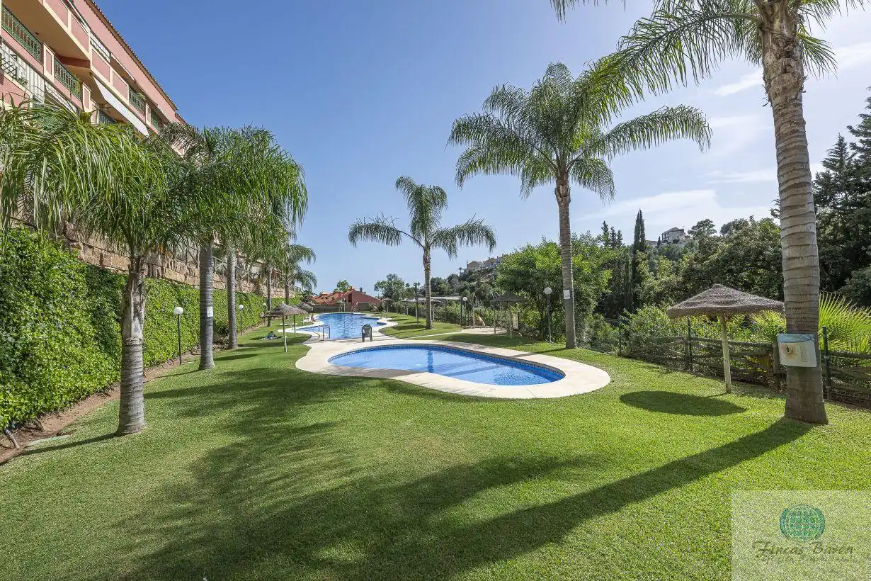 Jardín de Ático en venta en Fuengirola con Aire acondicionado, Terraza y Trastero
