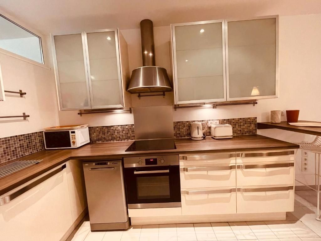 Cocina de Piso de alquiler en Móstoles con Aire acondicionado, Calefacción y Amueblado