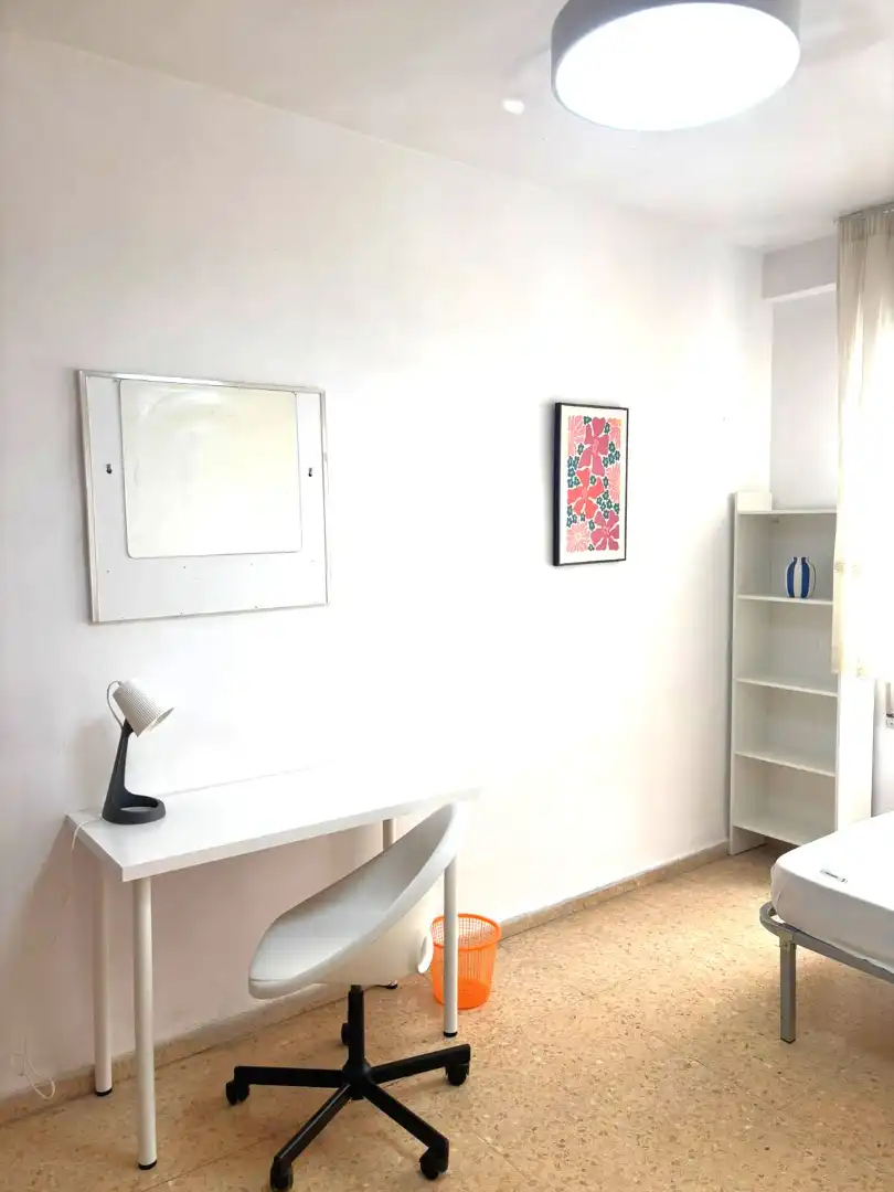 Habitación de Piso para compartir en Murcia con Calefacción, Amueblado y Horno