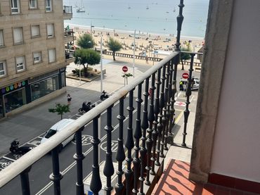 Appartement avec balcon à vendre à Avenida Luis Rocafort 2