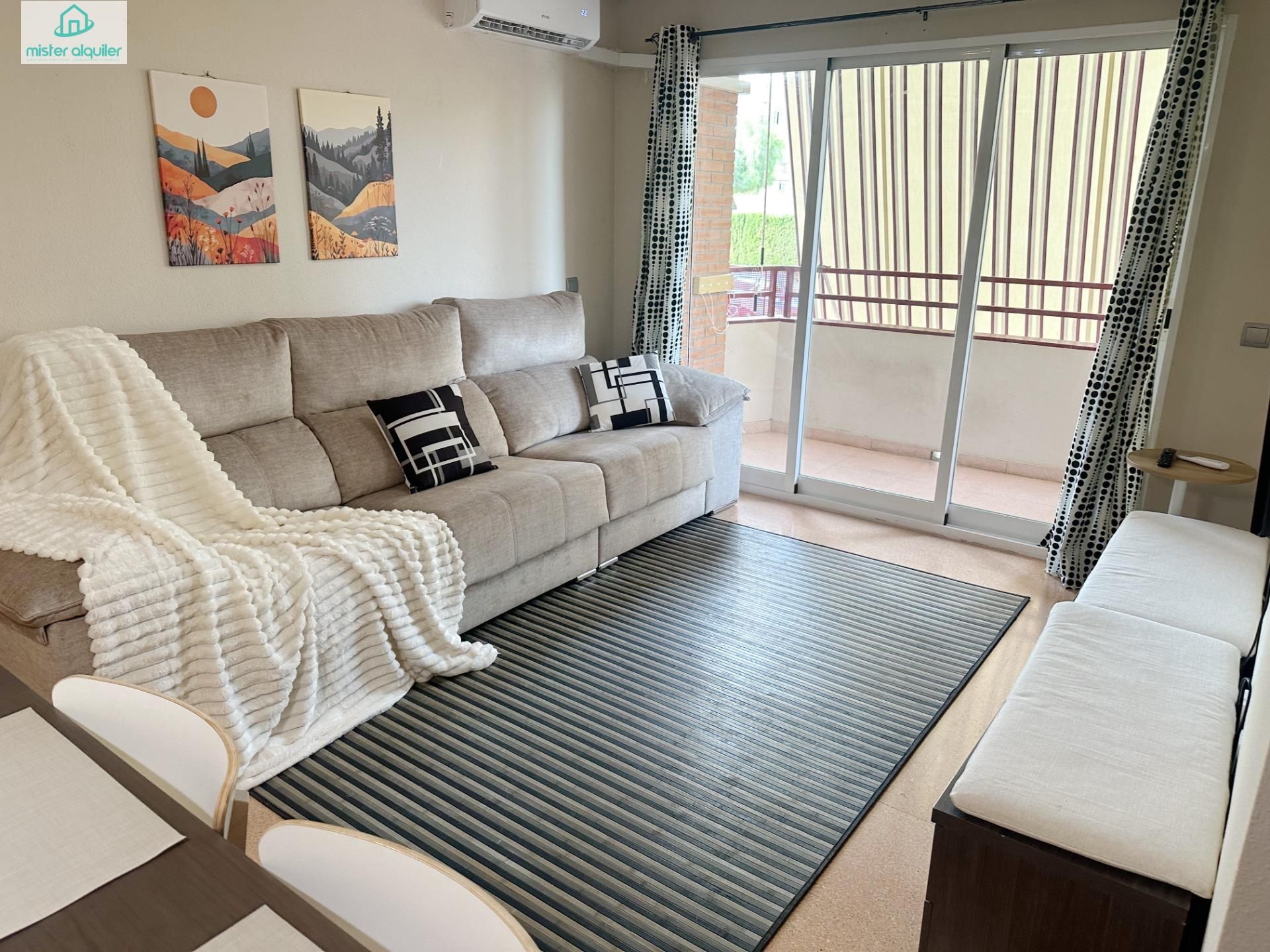 Living room of Apartment to rent in Alicante / Alacant  with Air Conditioner, Heating and Private garden