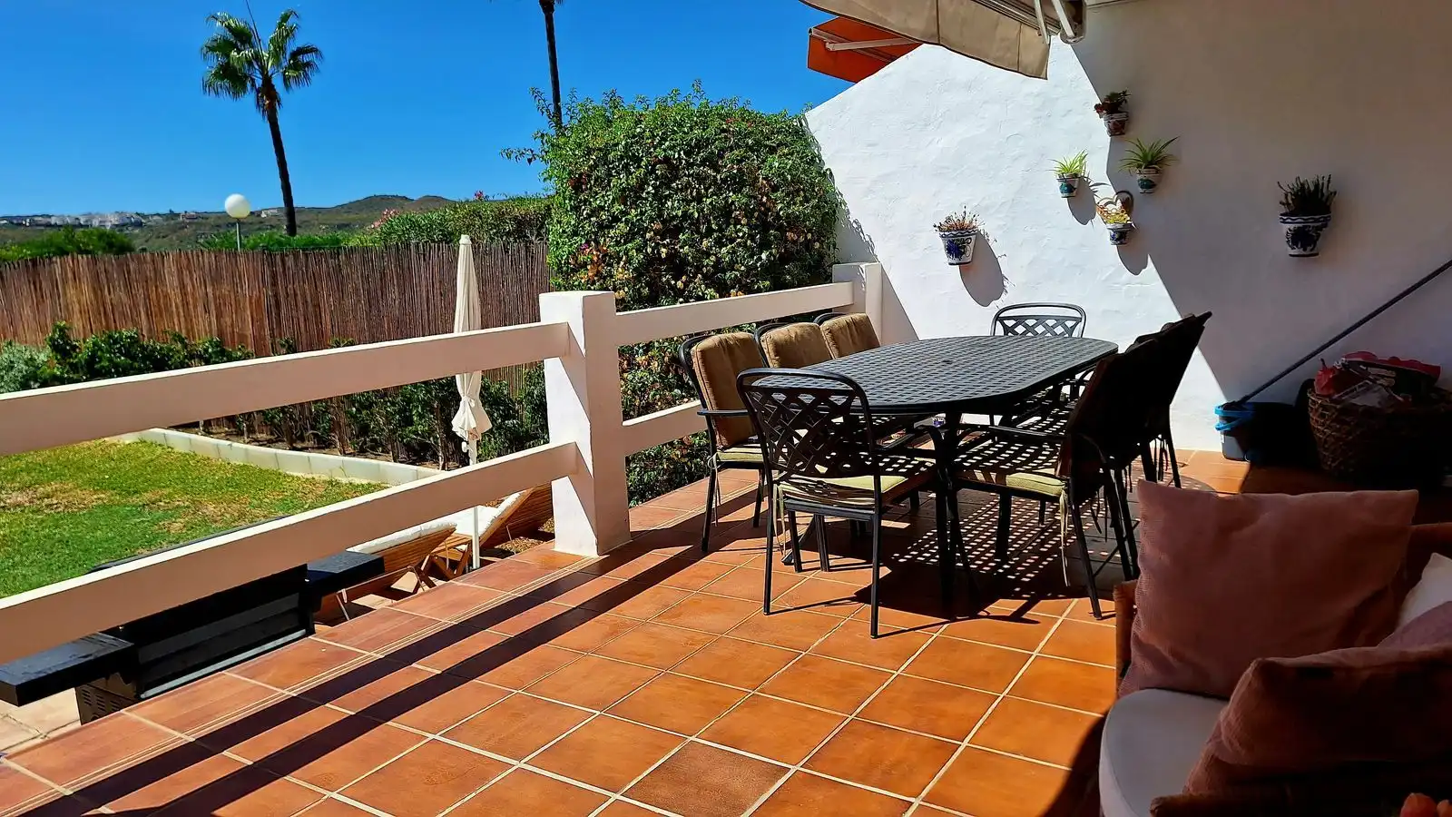 Terraza de Casa adosada en venta en Manilva con Aire acondicionado, Terraza y TV