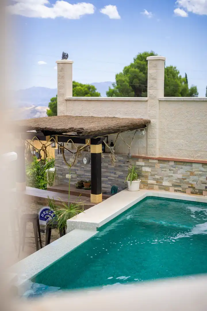 Terrassa de Casa o xalet en venda en Casarabonela amb Calefacció, Jardí privat i Terrassa