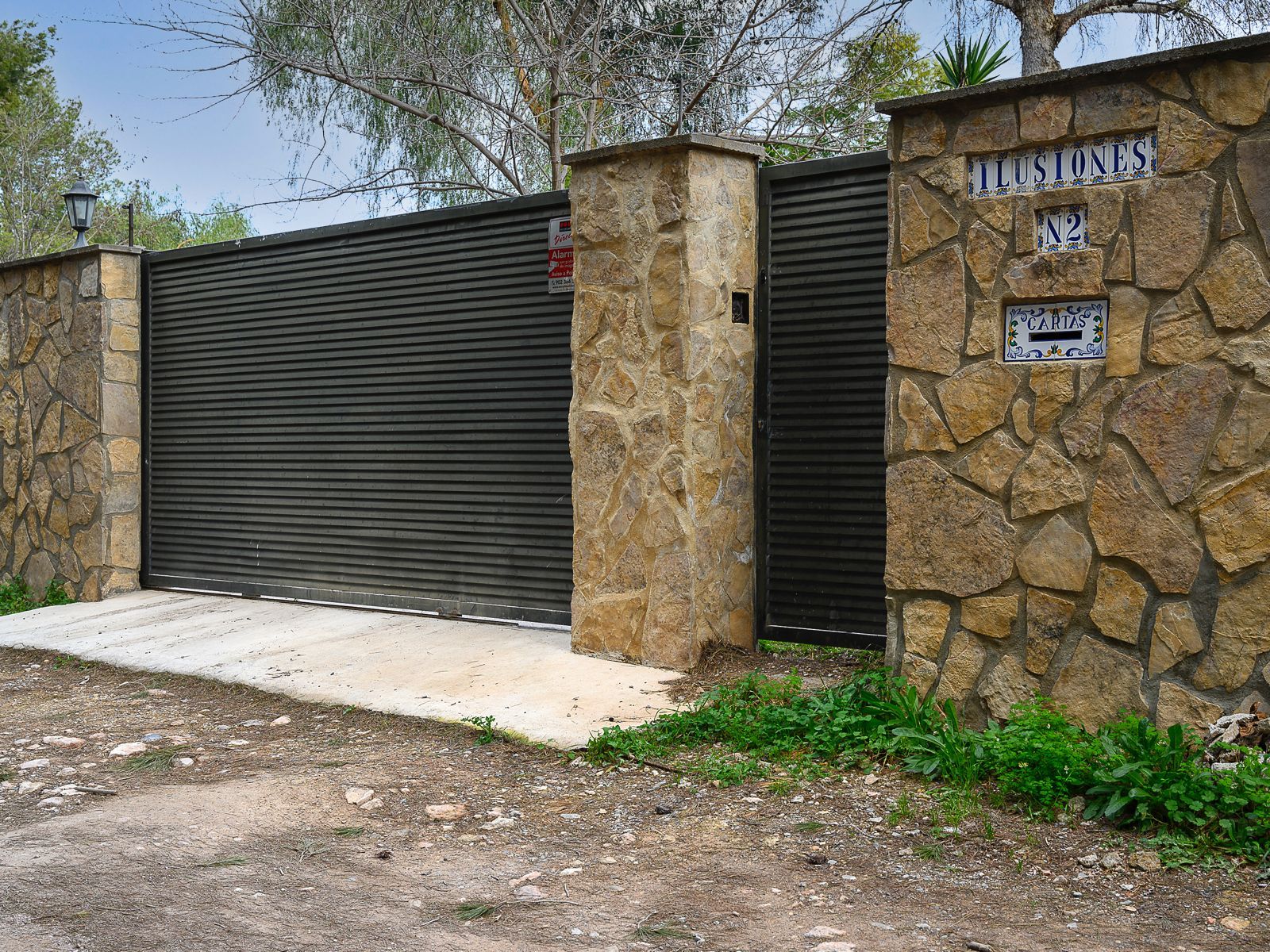 Vista exterior de Casa o xalet en venda en Manises