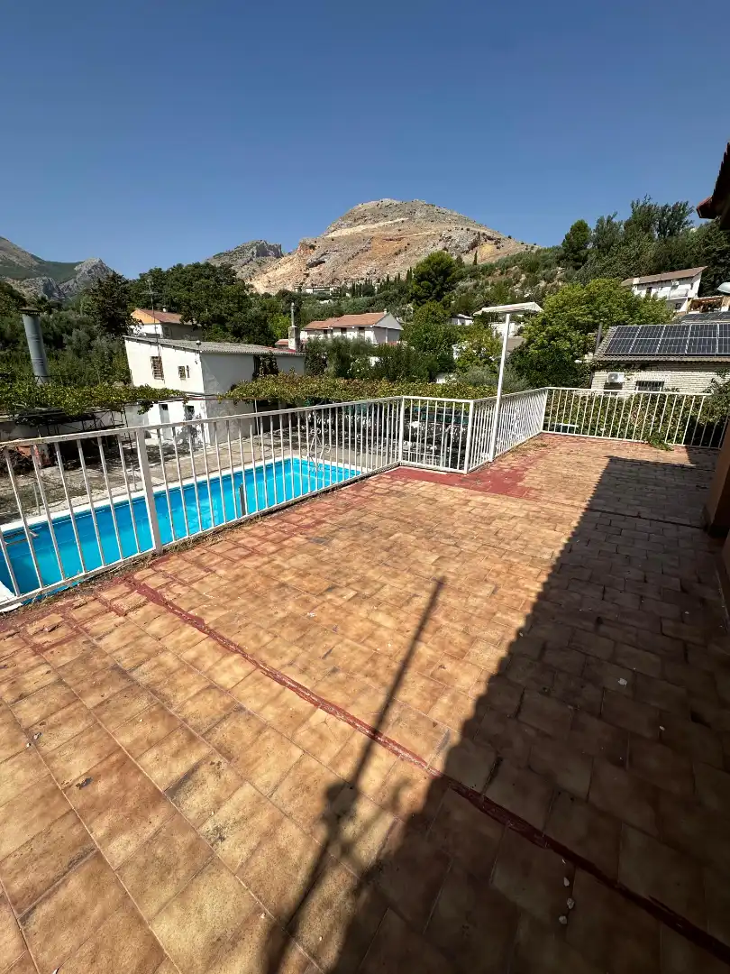 Piscina de Casa o chalet en venta en Jaén con Aire acondicionado, Jardín privado y Terraza