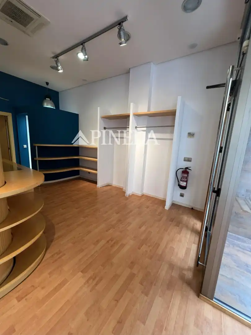 Business premises for sale in Calle de Menéndez Pelayo, imagen 6