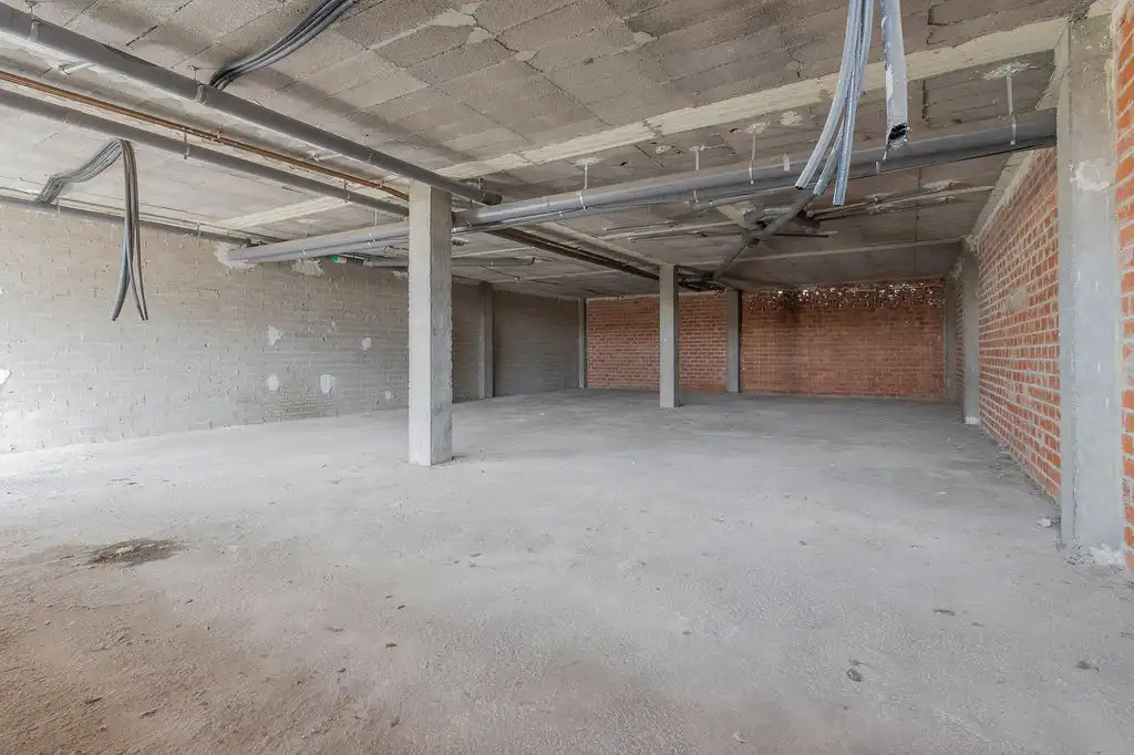 Local comercial en venda a C/ Monzalbarba, imagen 8