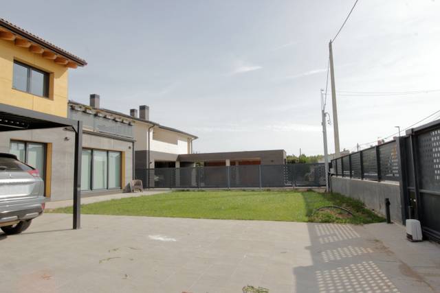 Casa-chalet en Venta en Fontcoberta