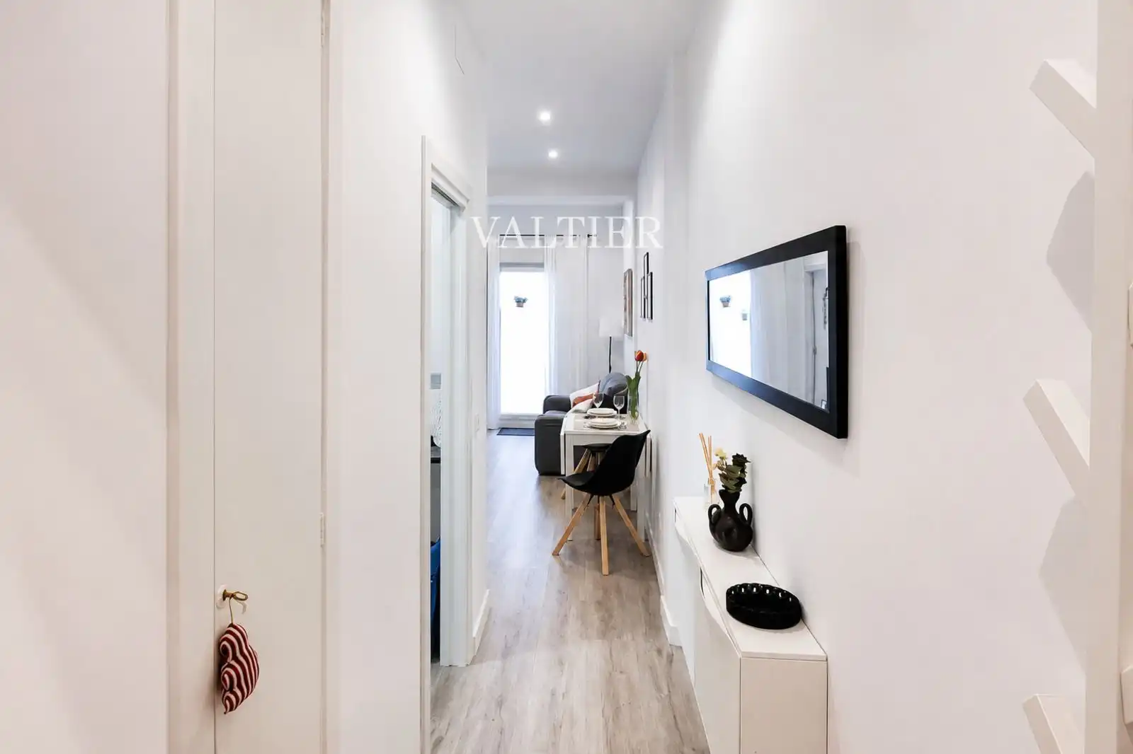 Flat for sale in Madrid  with Heating, Terrace and Furnished