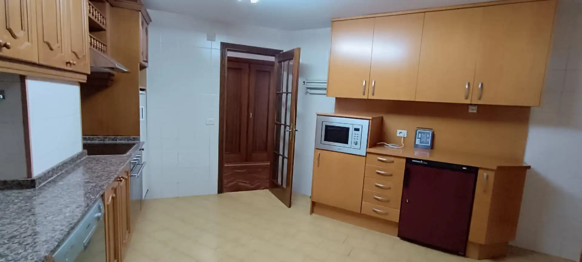 Cocina de Piso de alquiler en A Coruña Capital  con Calefacción y Parquet