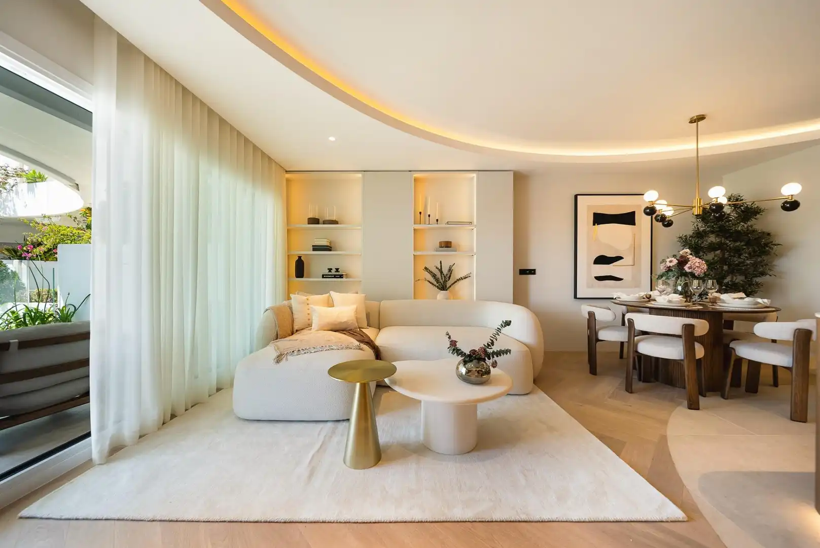 Sala d'estar de Apartament en venda en Marbella amb Piscina comunitària