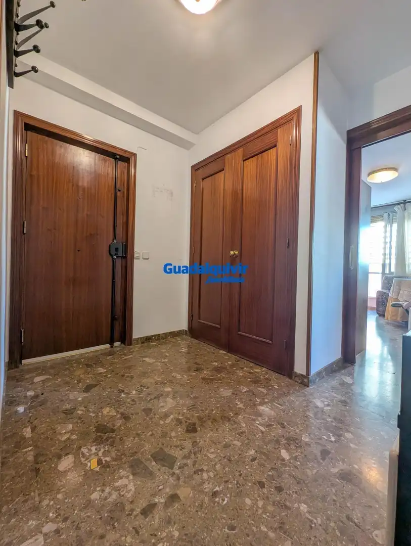 Flat with lift for sale in Avenida RAMON Y CAJAL, imagen 7