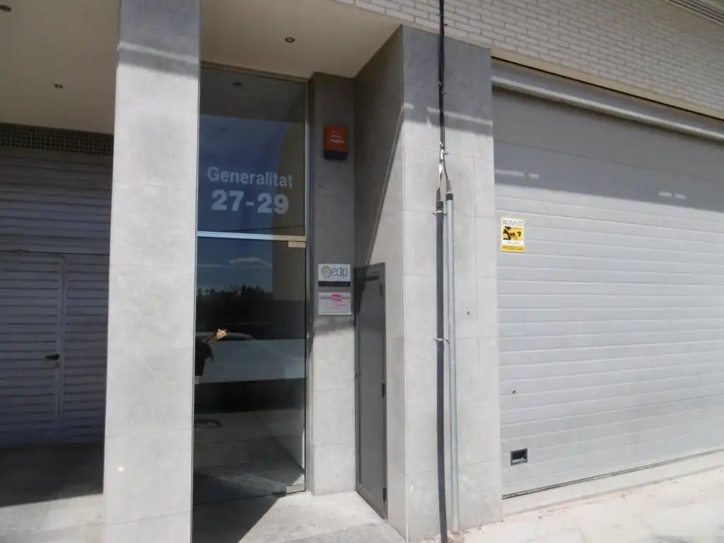 Business premises for sale in Avinguda de la Generalitat, imagen 6