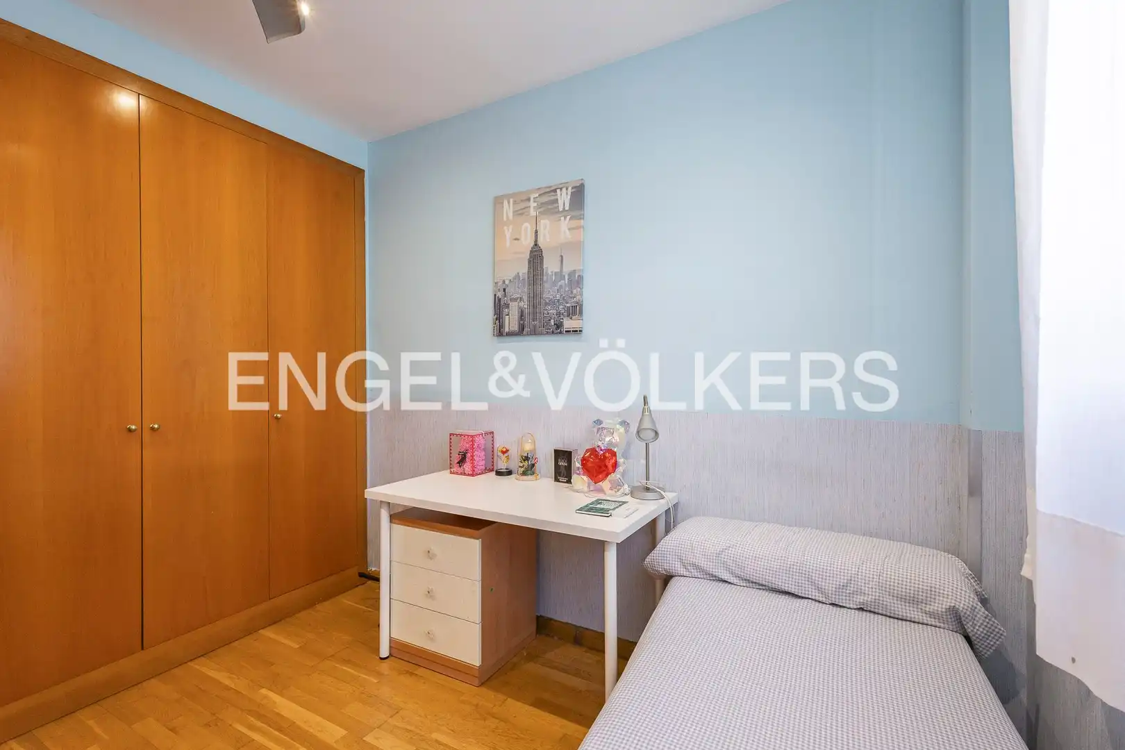 Habitación de Apartamento en venta en Sant Feliu de Llobregat con Aire acondicionado, Calefacción y Jardín privado