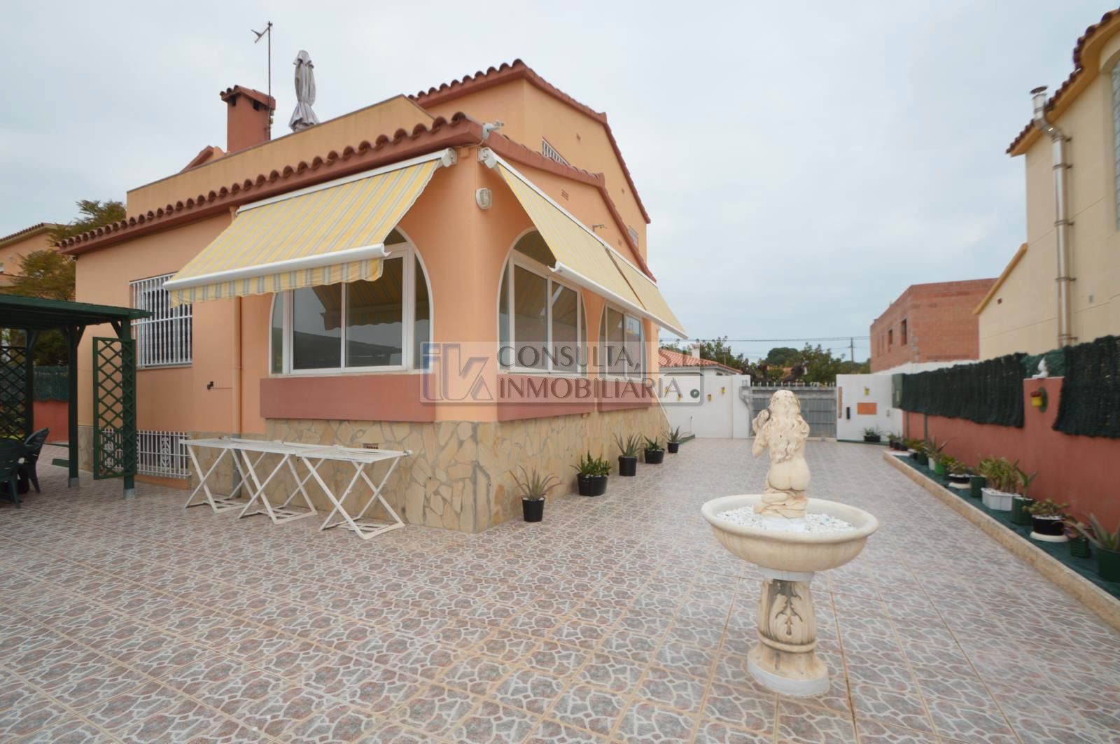 Exterior view of House or chalet for sale in Vinaròs  with Heating, Private garden and Terrace