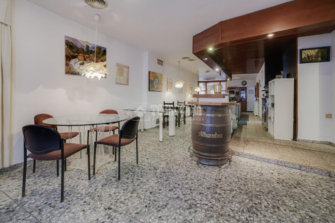 Local de alquiler en Ca n'Aurell, Ponent, Terrassa